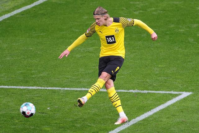 自由式滑雪 自由式滑雪